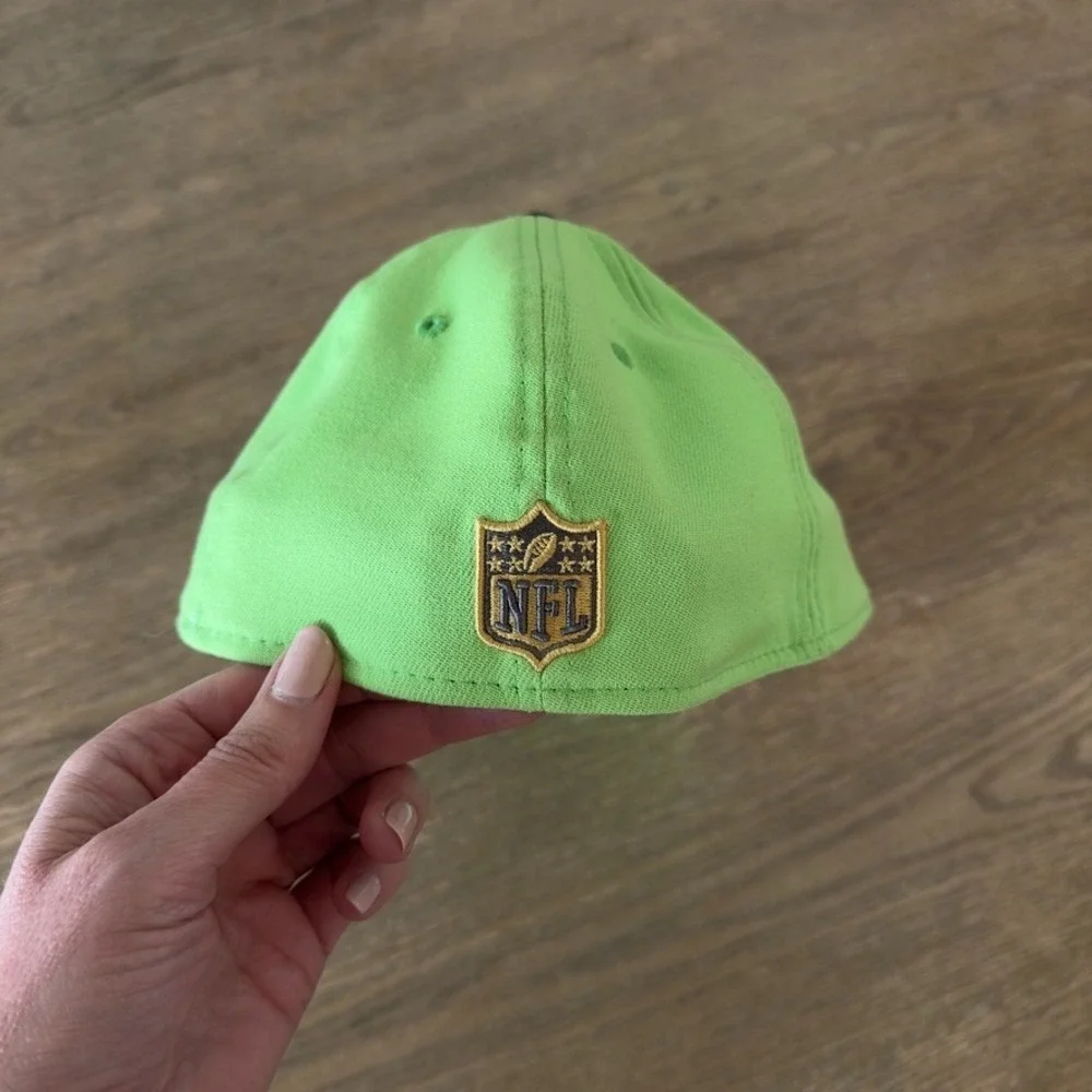 Seattle Seahawks NFL Football 39Thirty Hat Cap New Era-Small/Med-Gold Collection